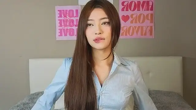 Snapshot of LaurelLeier chatting on 22, 2, 2026 LaurelLeier online show from 22, 2, 2026