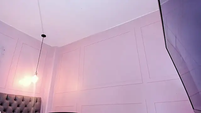 Snapshot of Briana_24 chatting on 13, 10, 2025 Briana 24 online show from 13, 10, 2025