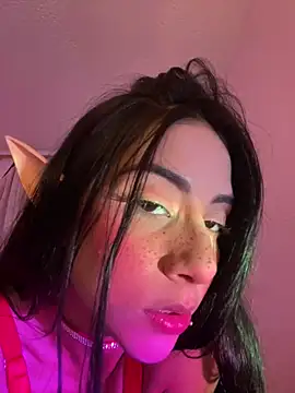 Alice and Bunny  online show from 20, 12, 2025