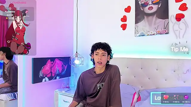 Snapshot of Thedoll_ethan7 chatting on 8, 10, 2025 Thedoll ethan7 online show from 8, 10, 2025