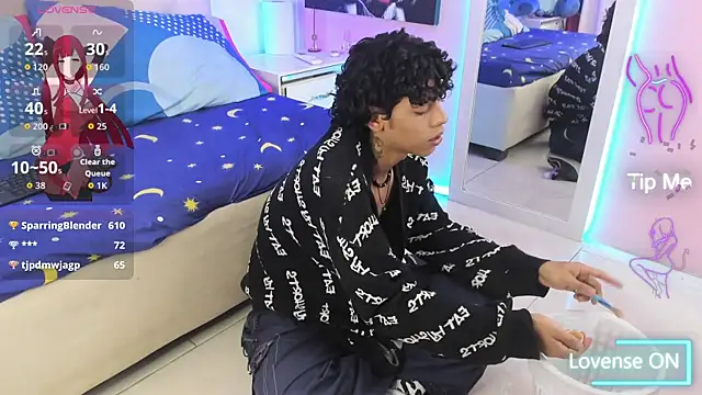 Snapshot of Thedoll_ethan7 chatting on 4, 11, 2025 Thedoll ethan7 online show from 4, 11, 2025