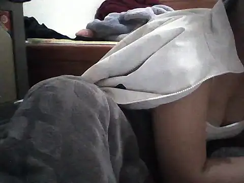 Mainay0033 online show from 6, 11, 2025