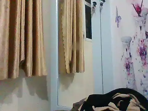 Mainay0033 online show from 11, 11, 2025