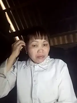 Snapshot of _YooY_ chatting on 24, 10, 2025 YooY online show from 24, 10, 2025