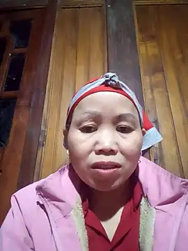 Snapshot of _YooY_ chatting on 13, 11, 2025 YooY online show from 13, 11, 2025