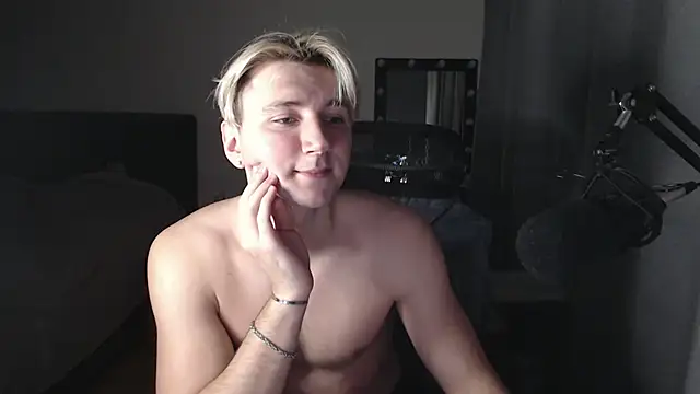 Elvin Vaenight online show from 1, 11, 2025