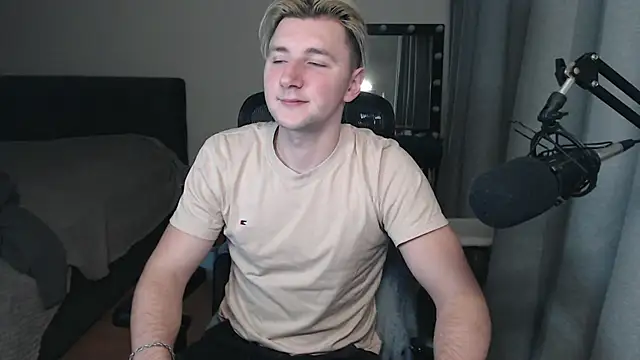 Elvin Vaenight online show from 2, 11, 2025