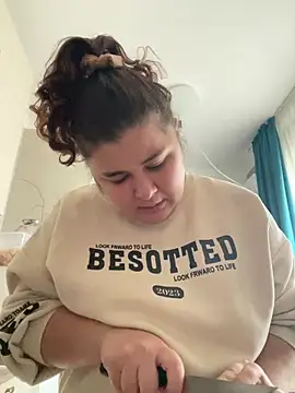 AliceCurlyX online show from 15, 2, 2026