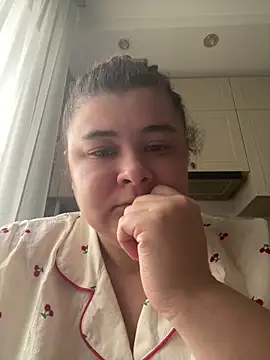 AliceCurlyX online show from 6, 3, 2026