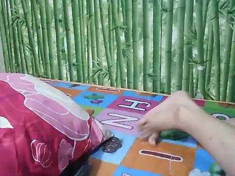 juicey pussy online show from 21, 10, 2025