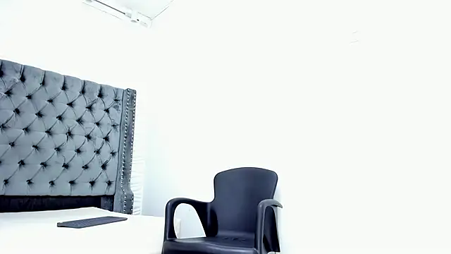 DOUGLAS 099 online show from 11, 10, 2025