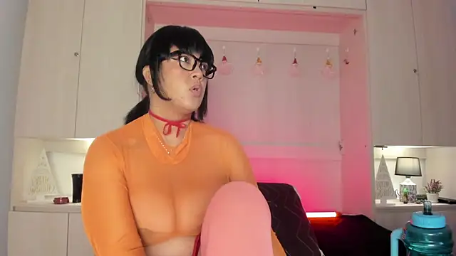 VickyRuiz  online show from 17, 11, 2025