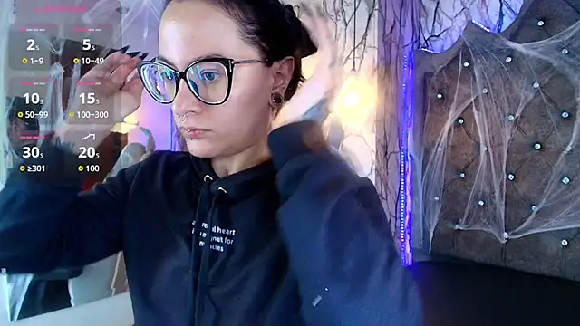 Zami Escobar of online show from 18, 10, 2025