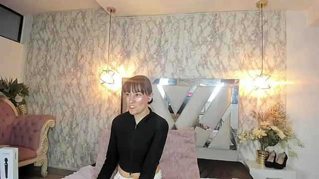 Candy Hott7 online show from 6, 3, 2026