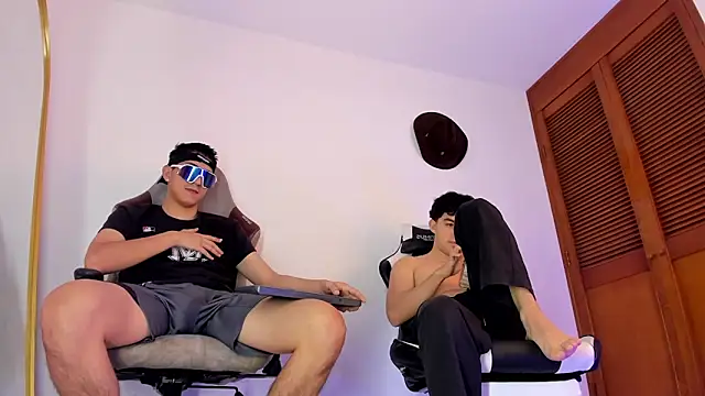 sotooliver3 online show from 13, 11, 2025