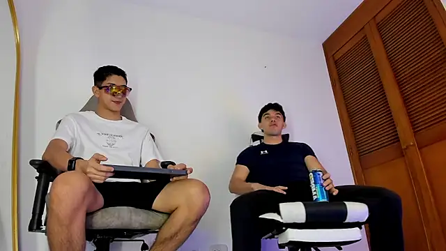 sotooliver3 online show from 9, 3, 2026