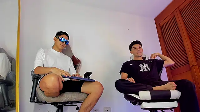 sotooliver3 online show from 22, 3, 2026