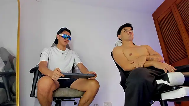 sotooliver3 online show from 23, 3, 2026