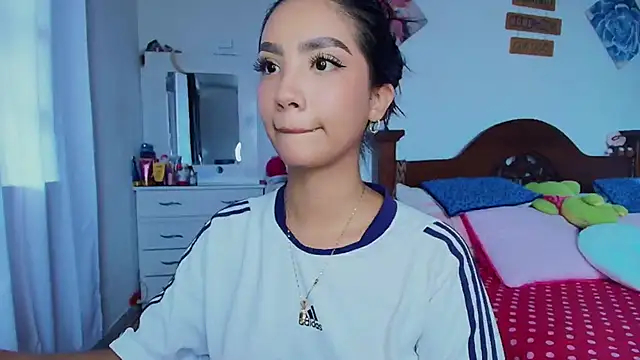 mia yireth online show from 31, 10, 2025