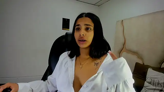 Snapshot of ScarletDoll chatting on 20, 10, 2025 ScarletDoll online show from 20, 10, 2025