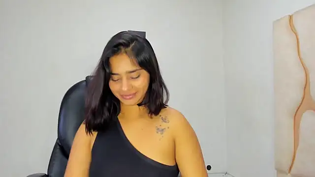 Snapshot of ScarletDoll chatting on 14, 11, 2025 ScarletDoll online show from 14, 11, 2025