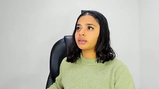 Snapshot of ScarletDoll chatting on 19, 11, 2025 ScarletDoll online show from 19, 11, 2025