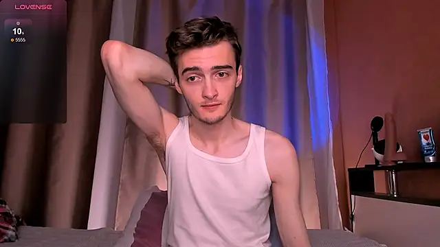 Snapshot of spider____man chatting on 14, 10, 2025 spider man online show from 14, 10, 2025