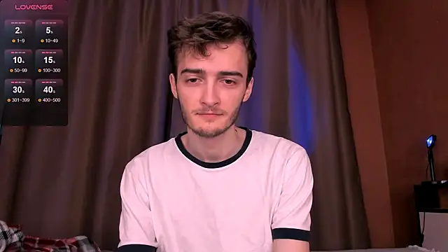 Snapshot of spider____man chatting on 26, 10, 2025 spider man online show from 26, 10, 2025