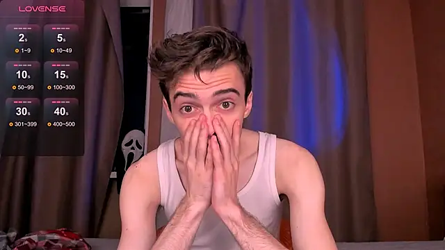 Snapshot of spider____man chatting on 31, 10, 2025 spider man online show from 31, 10, 2025