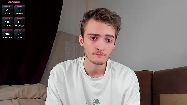 Snapshot of spider____man chatting on 3, 3, 2026 spider man online show from 3, 3, 2026