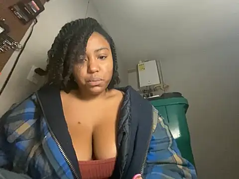 Snapshot of princesslivv chatting on 28, 11, 2025 princesslivv online show from 28, 11, 2025