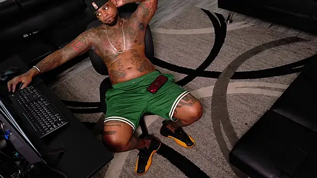 SLANGONDEMHOES online show from 18, 3, 2026