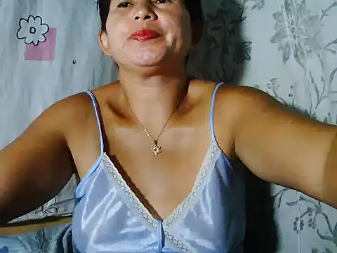 Snapshot of sweet_candiceee chatting on 4, 12, 2025 sweet candiceee online show from 4, 12, 2025