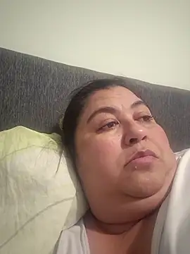 curvy diva  online show from 28, 10, 2025