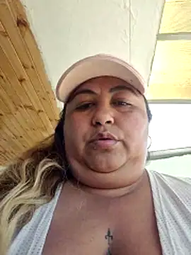 Snapshot of curvy_diva_ chatting on 5, 2, 2026 curvy diva online show from 5, 2, 2026