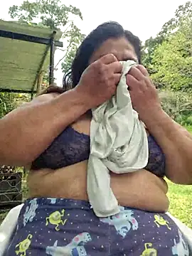 Snapshot of curvy_diva_ chatting on 7, 3, 2026 curvy diva online show from 7, 3, 2026