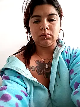 snow belle online show from 25, 10, 2025