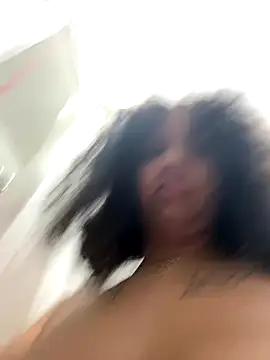 Snapshot of StylishEchium chatting on 16, 12, 2025 StylishEchium online show from 16, 12, 2025