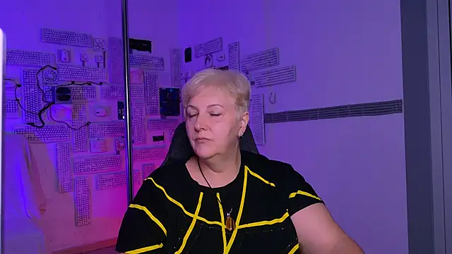 MaryMogan online show from 9, 9, 2025