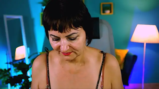 Snapshot of HelenBeler chatting on 16, 11, 2025 HelenBeler online show from 16, 11, 2025