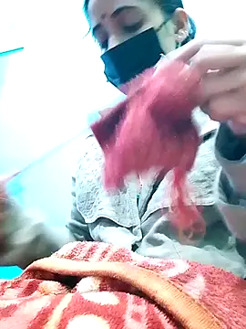 Pahadi couple online show from 3, 11, 2025