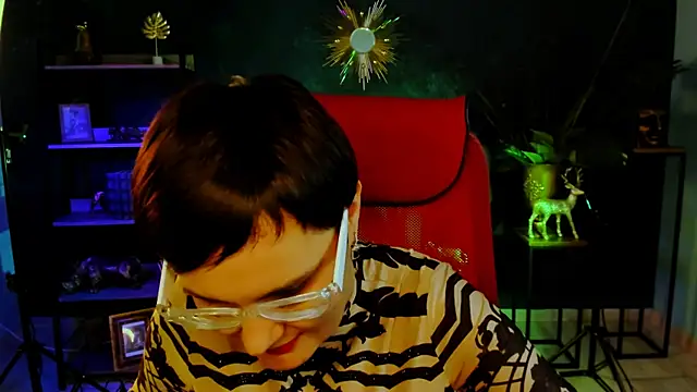 LauraDavidsons online show from 19, 12, 2025