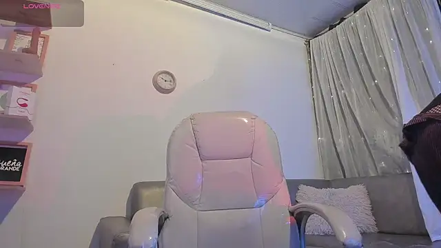 Angeel of lust online show from 27, 10, 2025