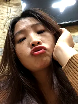 LiLy-0477 online show from 8, 10, 2025