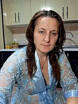 Fluturas2 online show from 7, 11, 2025