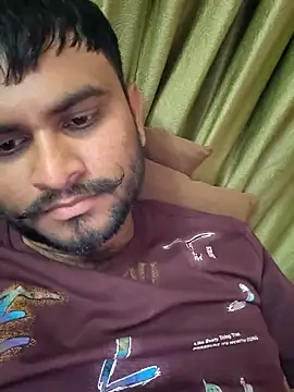 Snapshot of Frvgggghh chatting on 23, 3, 2026 Frvgggghh online show from 23, 3, 2026