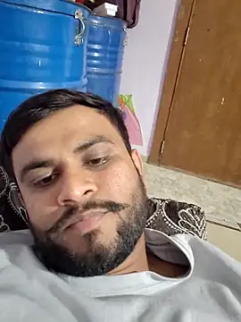 Snapshot of Frvgggghh chatting on 29, 3, 2026 Frvgggghh online show from 29, 3, 2026