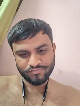 Snapshot of Frvgggghh chatting on 7, 4, 2026 Frvgggghh online show from 7, 4, 2026