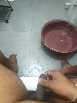 Snapshot of vinay_smalldick chatting on 5, 3, 2026 vinay smalldick online show from 5, 3, 2026