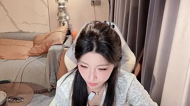 Snapshot of Lixinel-520 chatting on 19, 11, 2025 Lixinel-520 online show from 19, 11, 2025